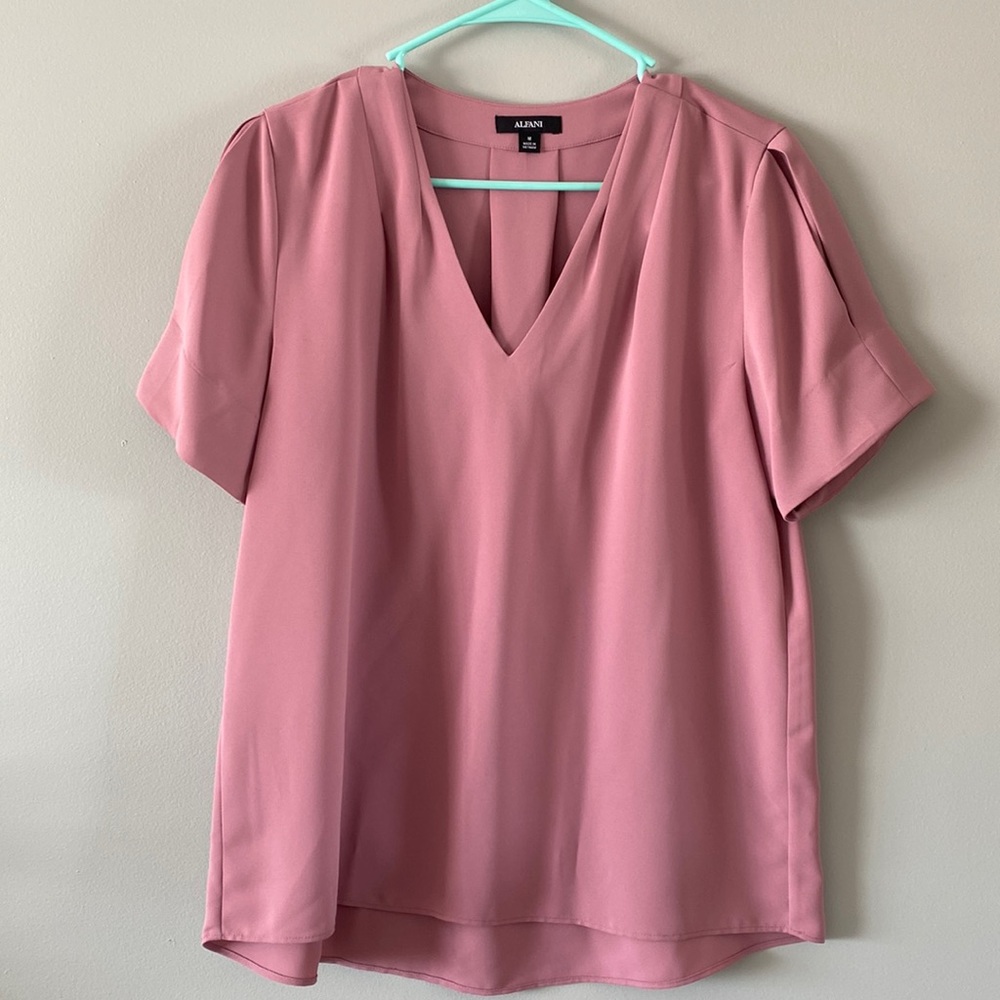 NWOT Dress Top